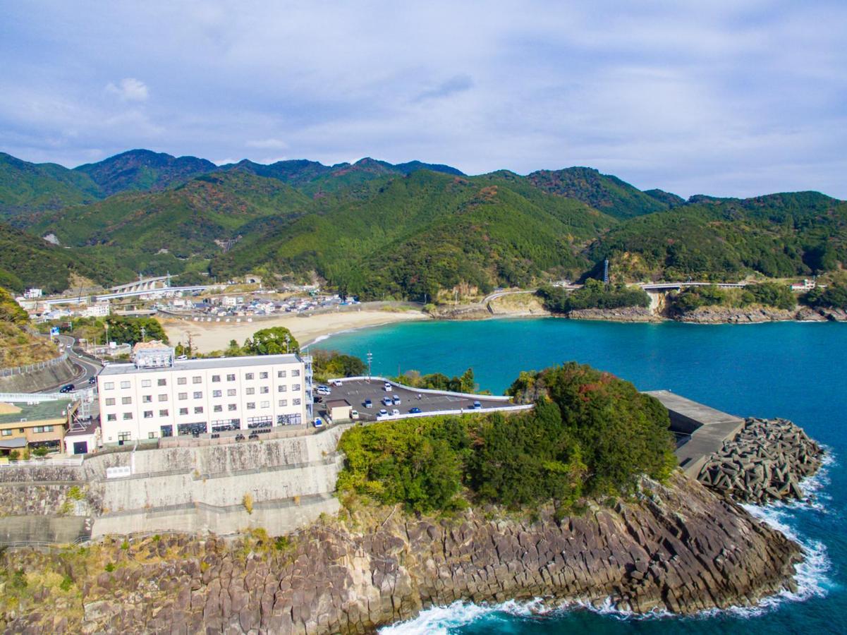 Hotel Nami Kumano Buitenkant foto