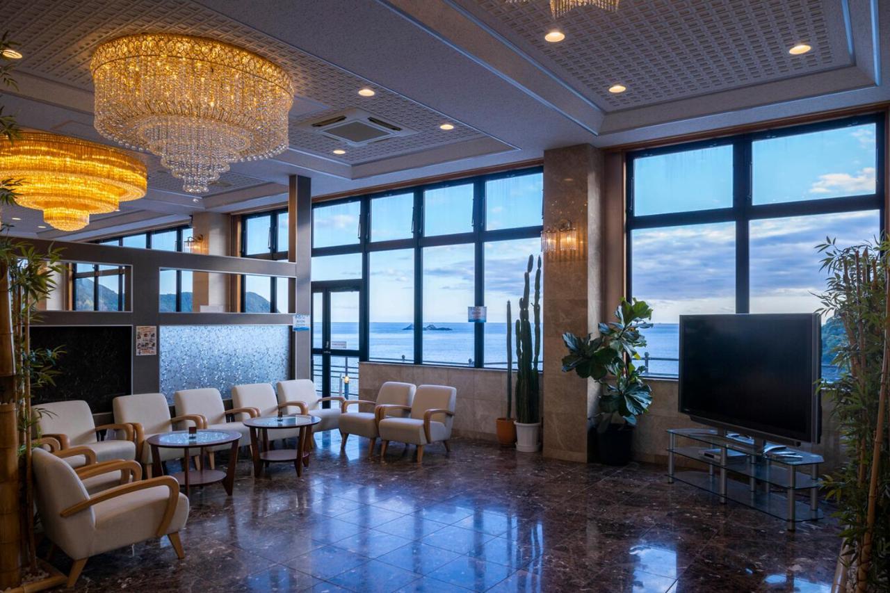 Hotel Nami Kumano Buitenkant foto