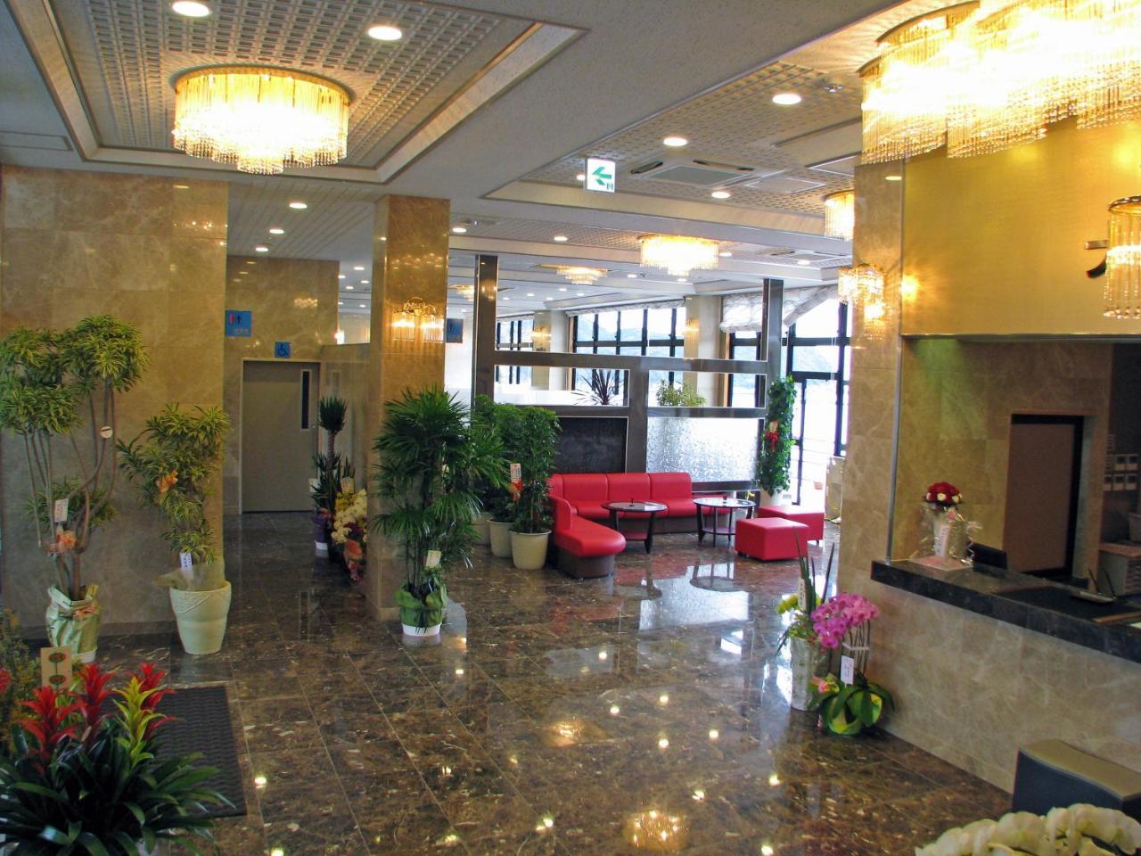 Hotel Nami Kumano Buitenkant foto